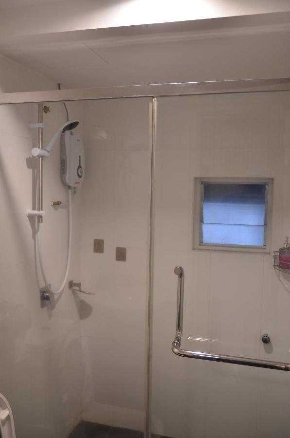Maritime Suite Duplex Penang- Pemandangan Laut 조지타운 외부 사진
